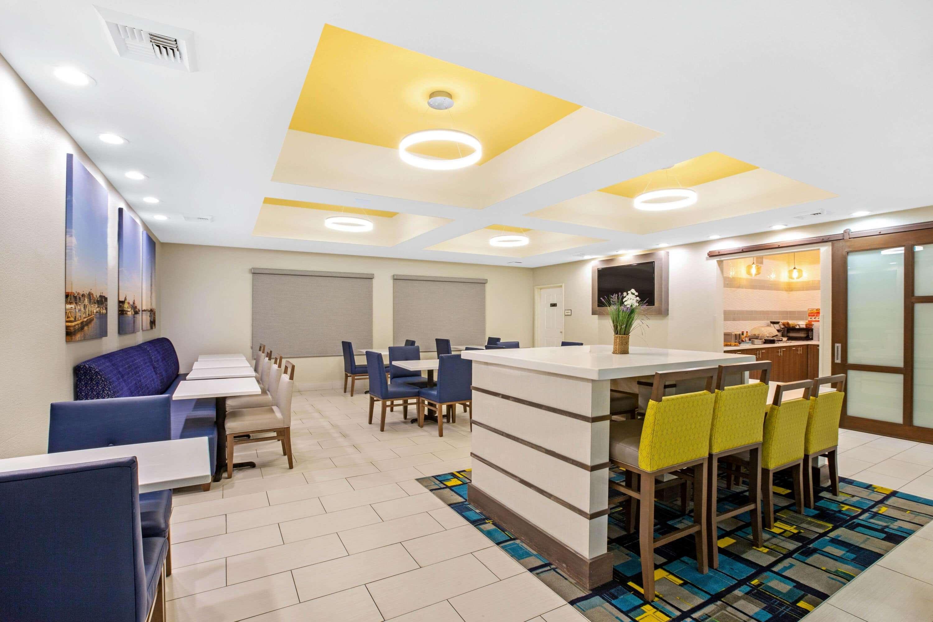 لا كوينتا إن آند سويتس باي ويندام إن إي لونج بيتش/سايبرس Hawaiian Gardens المظهر الخارجي الصورة